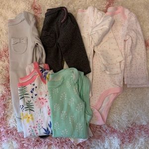 NWOT cloud island onesies 0/3